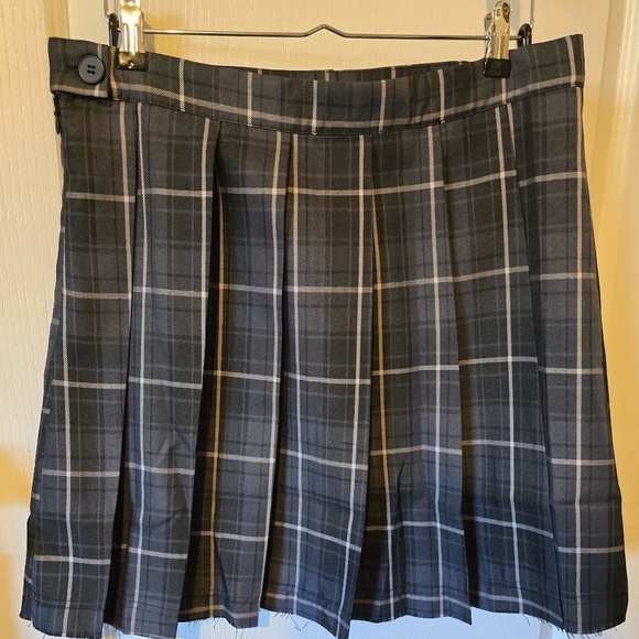 DOLLSKILL ~Current Mood~Dress Code Plaid Skirt - Picture 4 of 7
